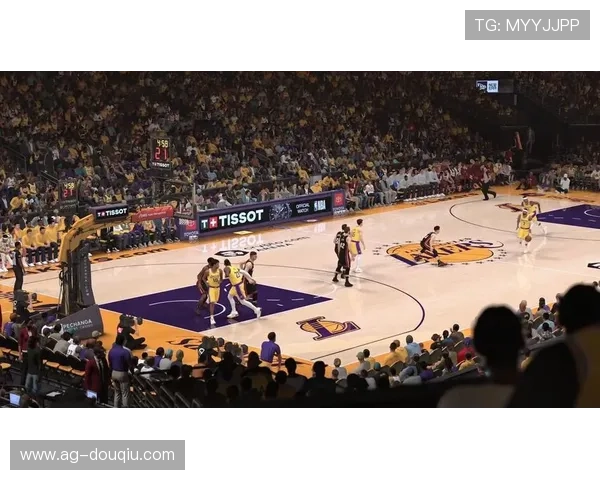 NBA斗球在线直播平台推荐，在线观看精彩比赛不容错过