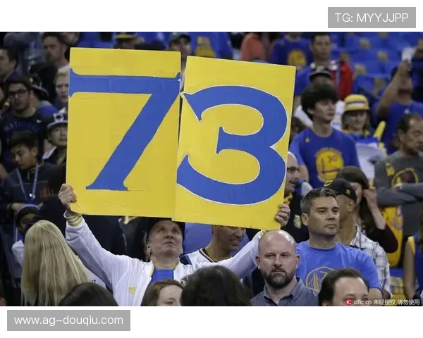 NBA赛事直播必备斗球直播安卓最新版下载，提供高清流畅的观看体验